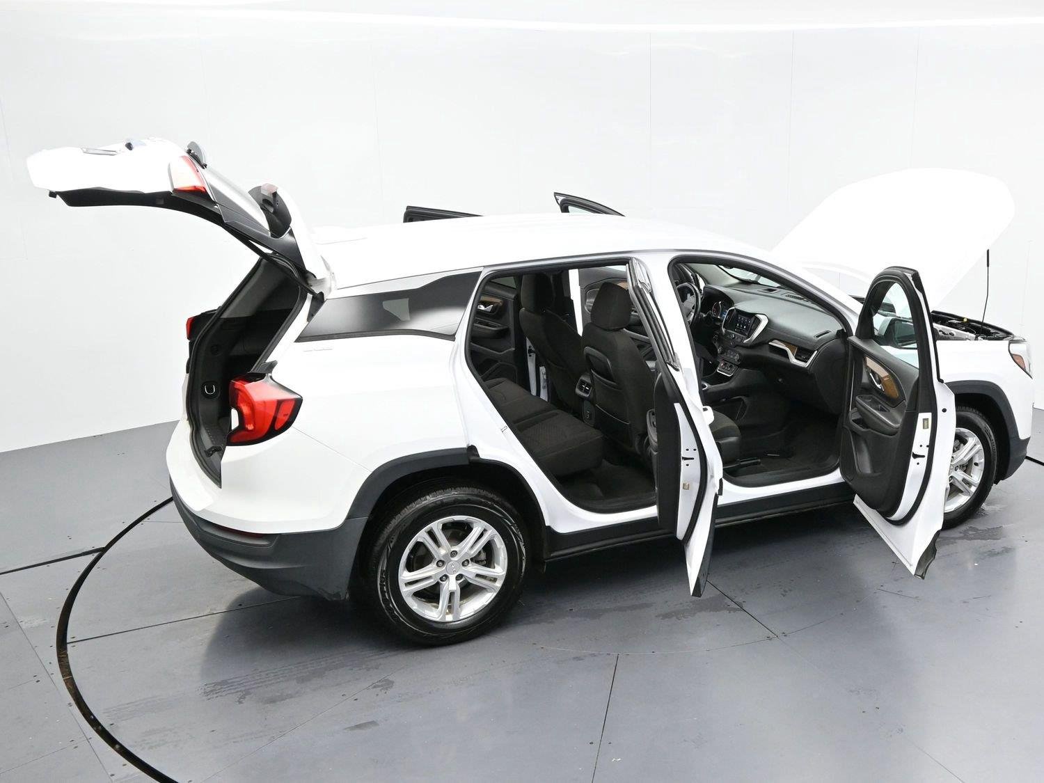 Used 2020 Summit White GMC SLE image 41
