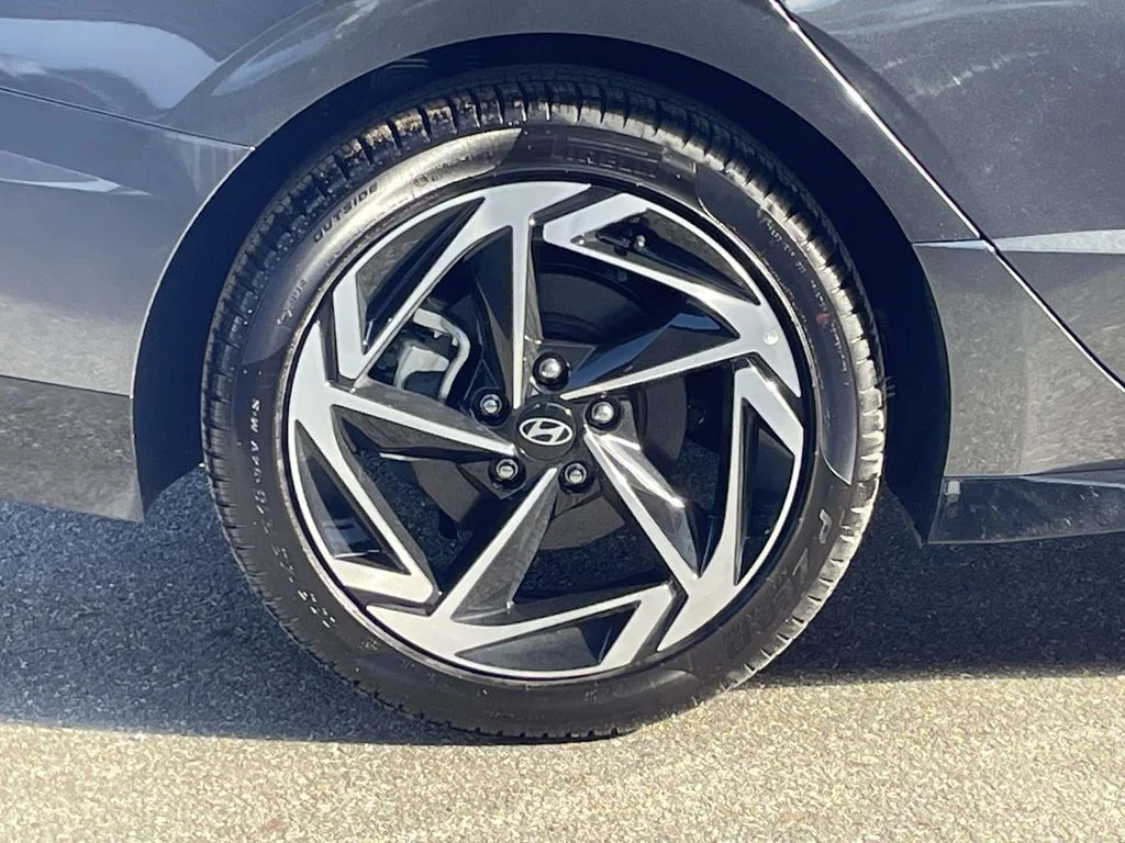 New 2026 Gray Hyundai SEL Sport image 7