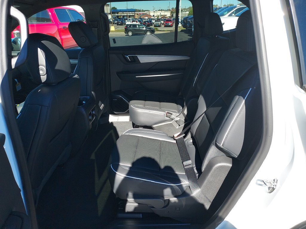 New 2027 Summit White Buick Preferred image 14