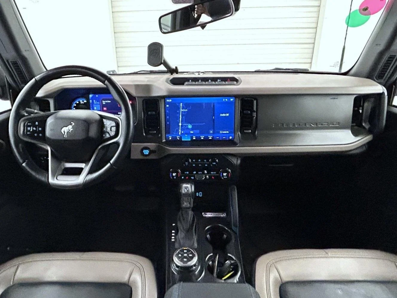 Used 2024 Black Ford Wildtrak image 13