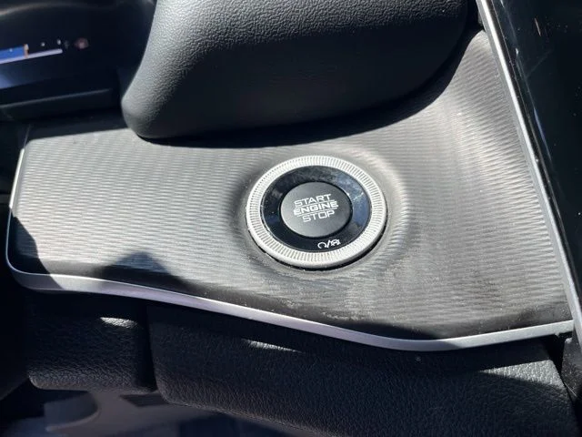 Used 2023 Black Jeep Altitude image 22
