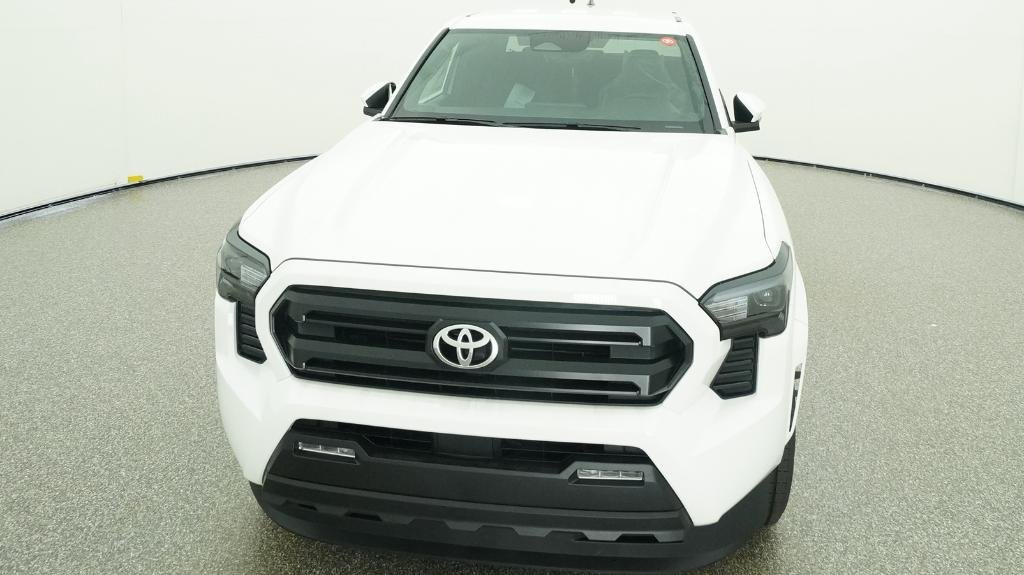 New 2026 Ice Cap Toyota SR5 image 13