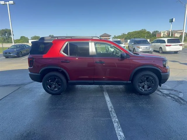 New 2026 Radiant Red Metallic II Honda RTL image 4