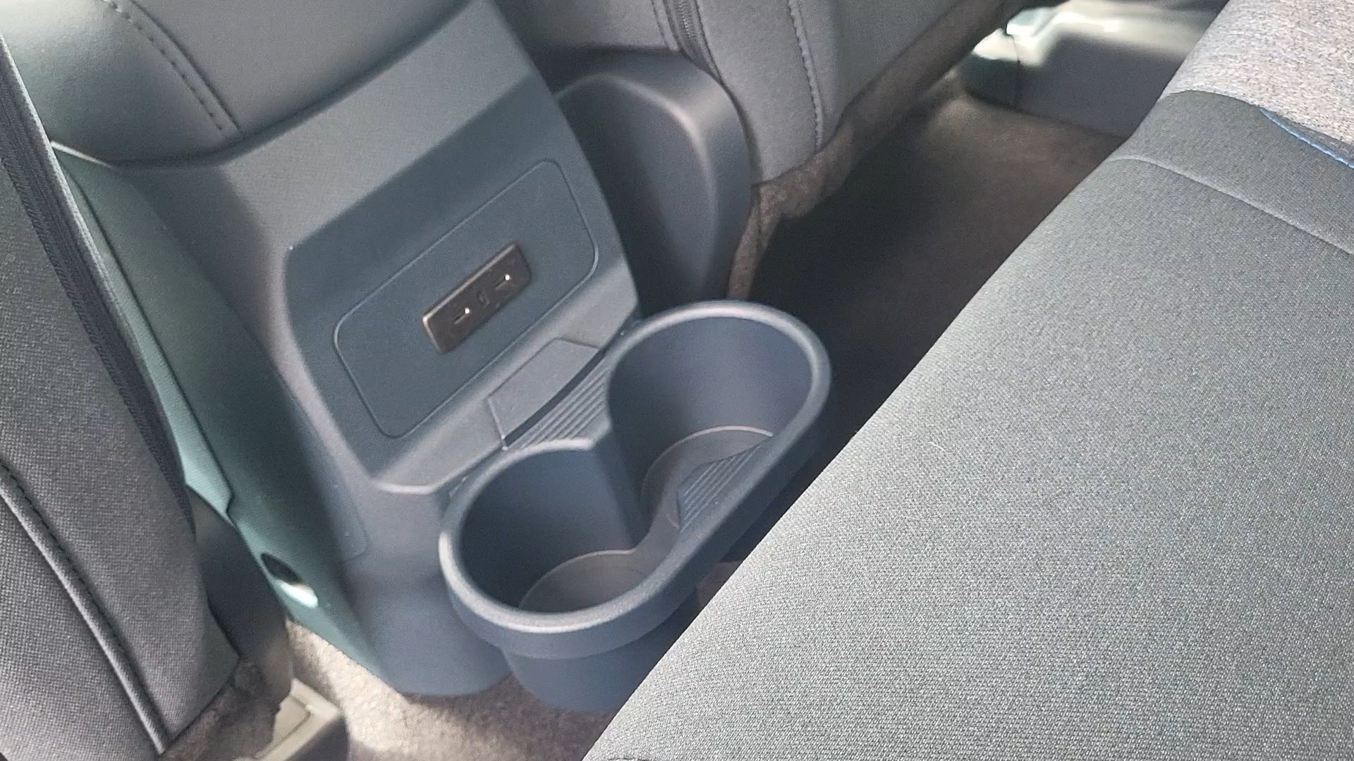 New 2026 Carbonized Gray Metallic Ford XLT image 20