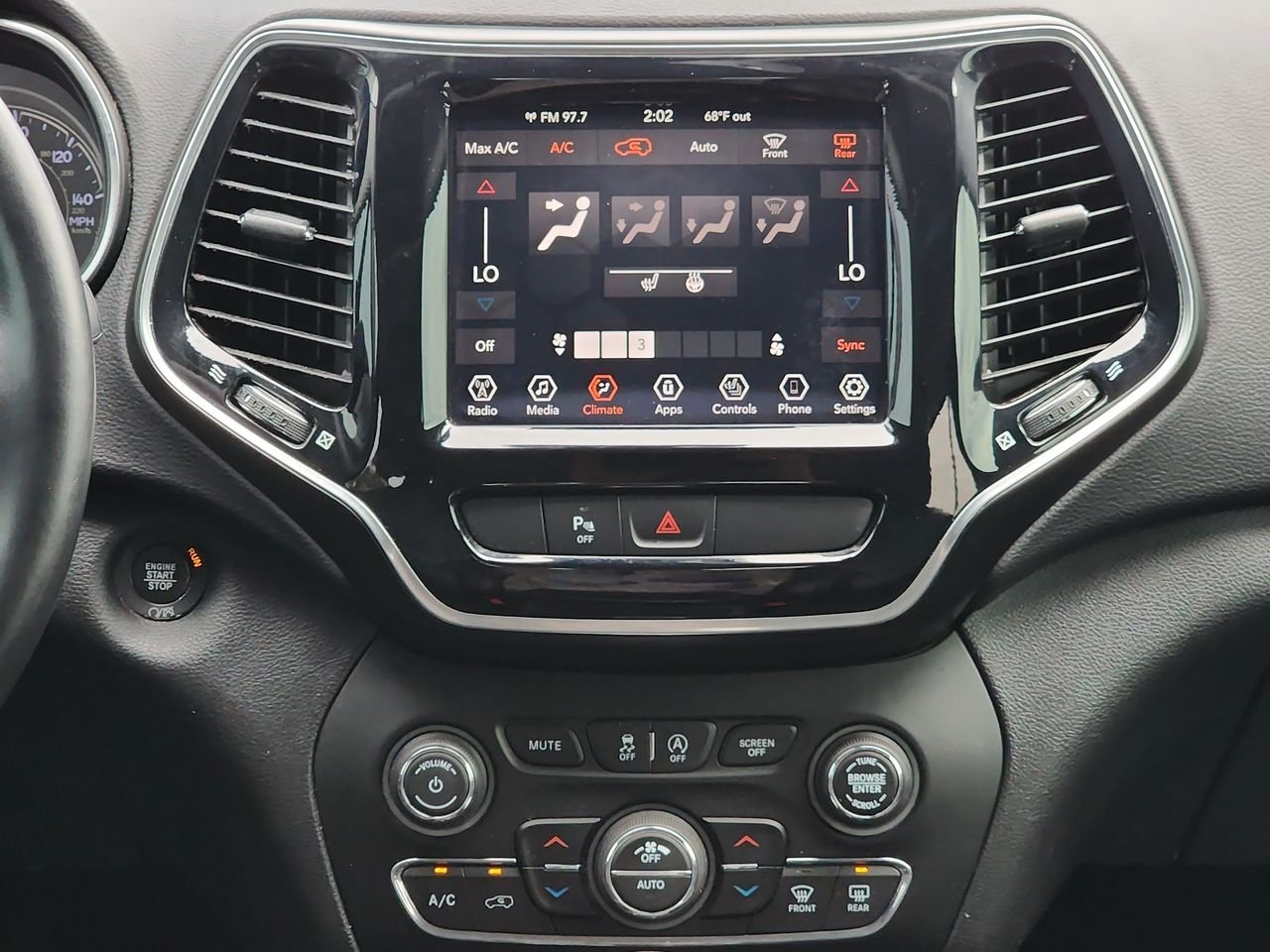 Used 2019 White Jeep Limited image 17