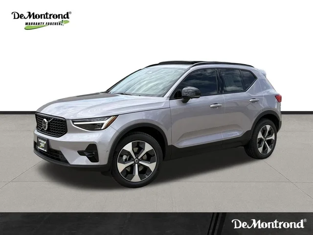 New 2026 Volvo XC40 B5 AWD Plus