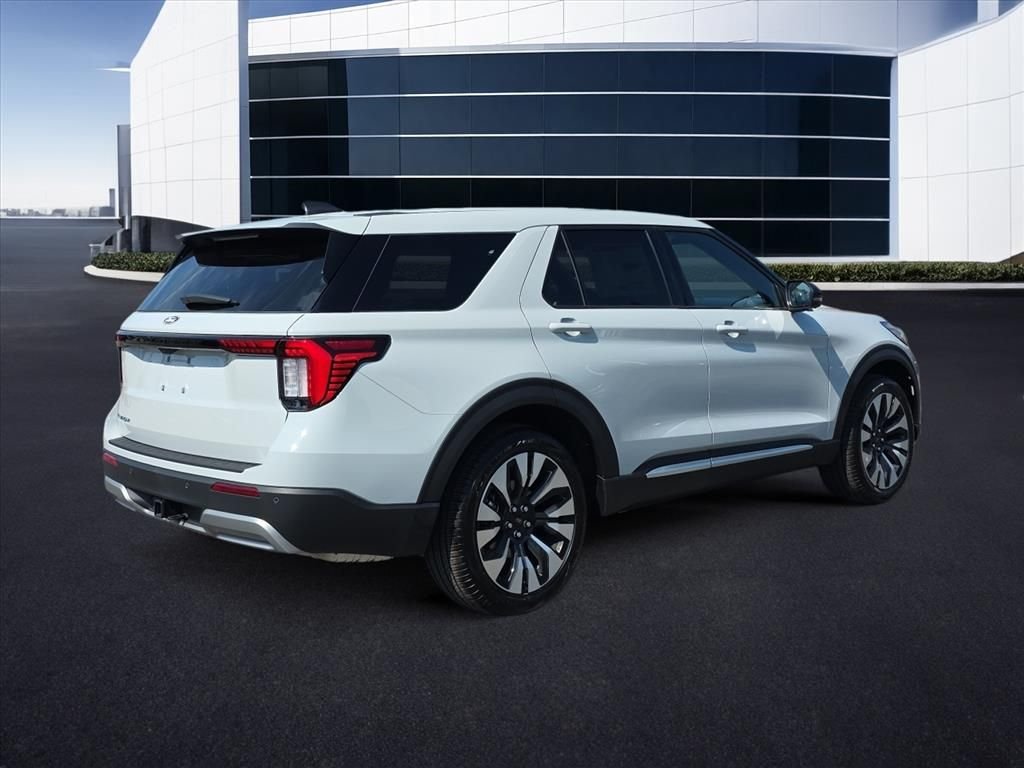 New 2027 Avalanche Gray Ford Platinum™ image 5
