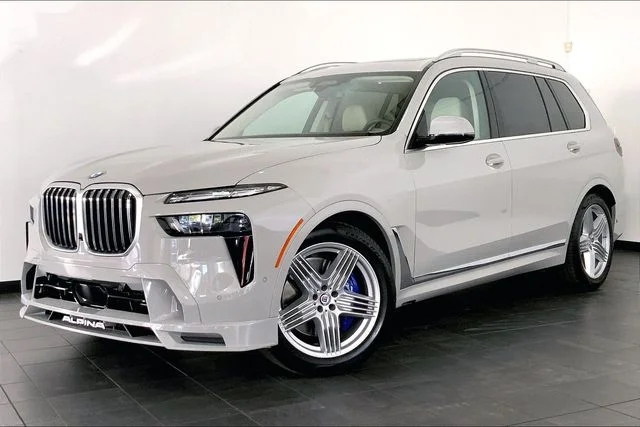 2026 BMW B7