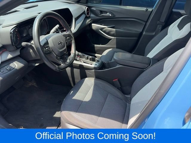 Used 2024 Fountain Blue Chevrolet 1RS image 4
