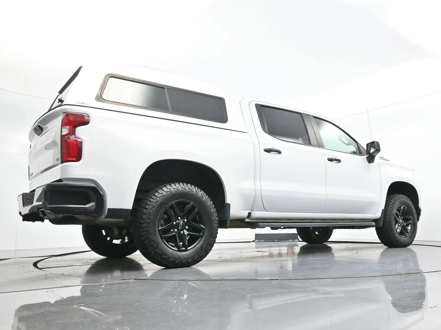 Used 2022 Summit White Chevrolet LT Trail Boss image 48