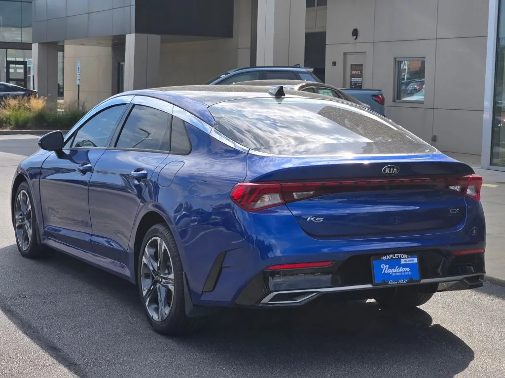 Used 2021 Blue Kia EX image 13