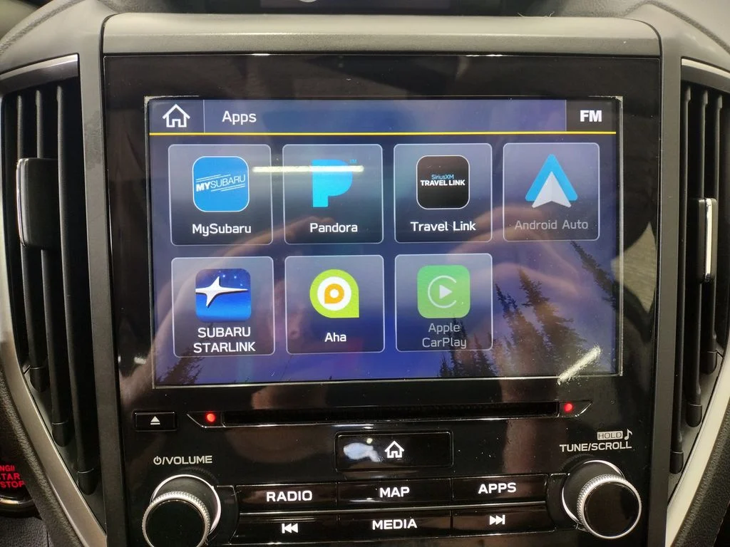 Used 2019 Gray Subaru 2.0i Limited image 32