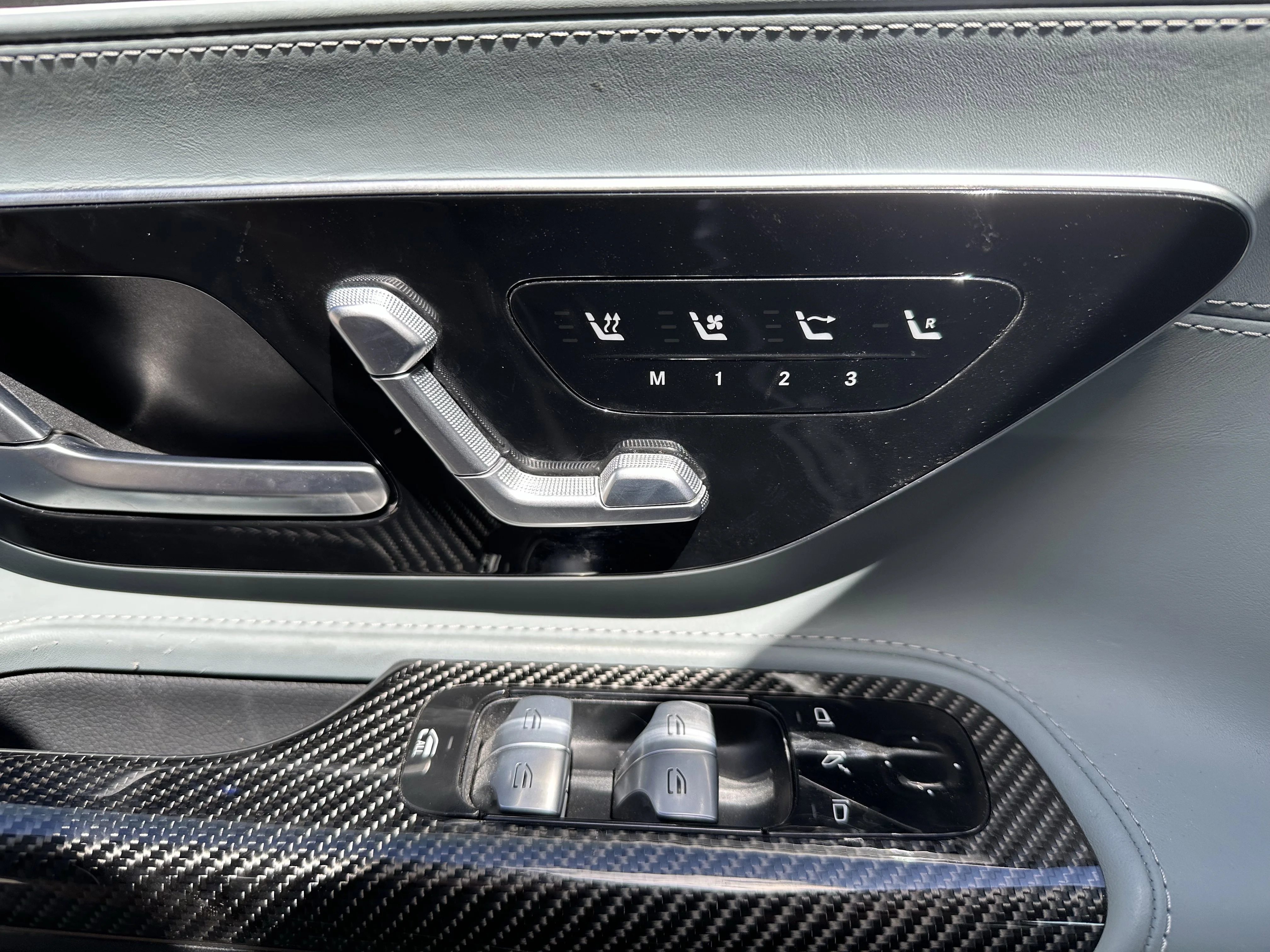 Certified Used 2022  Mercedes-Benz AMG SL 63 image 14