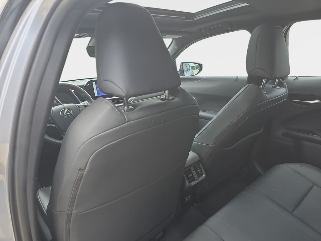 Used 2024 Iridium Lexus 250h Premium image 10