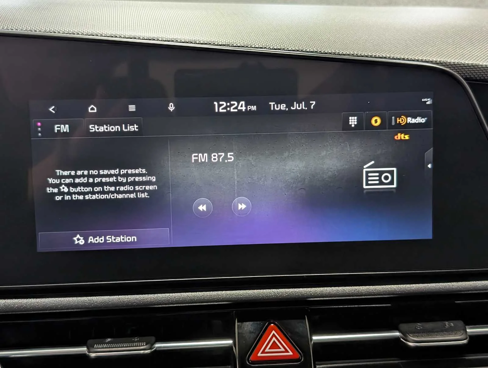 Used 2024 Snow White Pearl Kia EX image 23