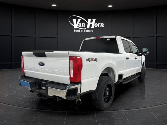 Used 2024 Oxford White Ford XLT image 7