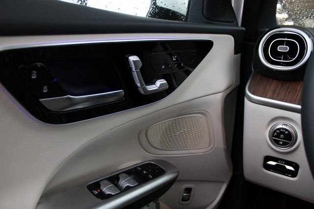 2025 Mercedes-Benz C-Class Sedan C 300 - Photo 24