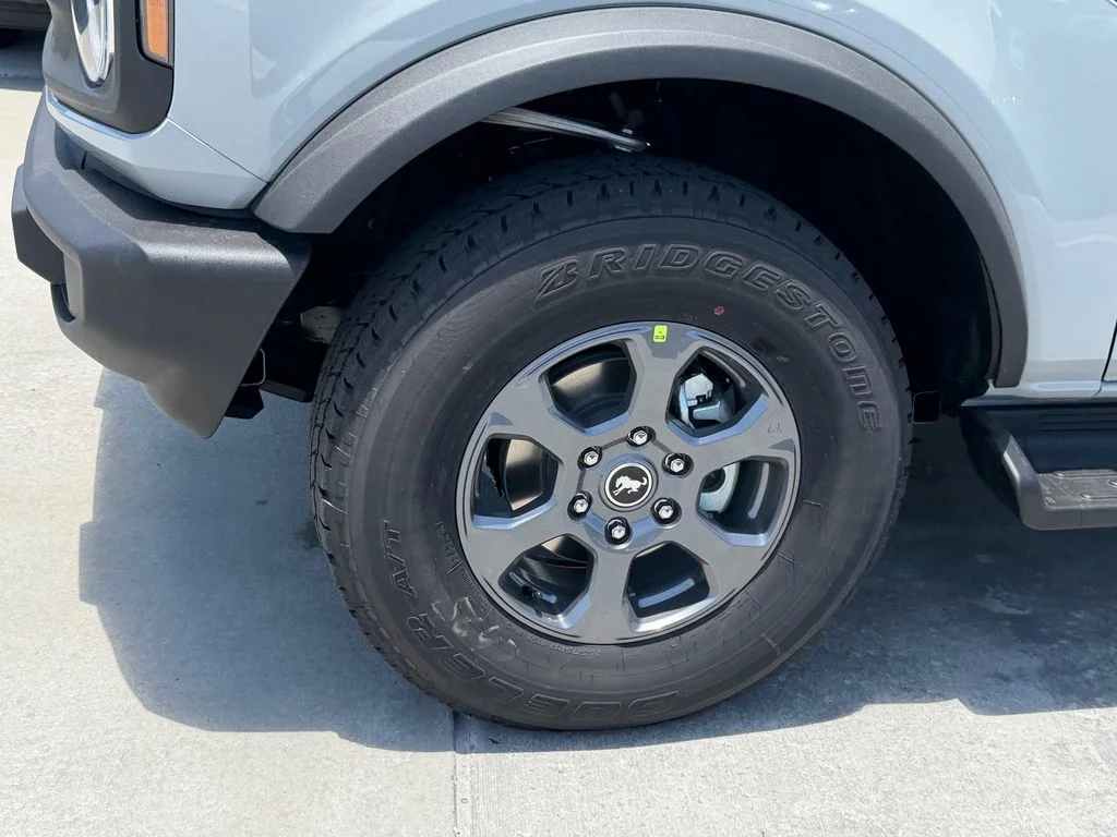 New 2026 White Ford Big Bend image 4