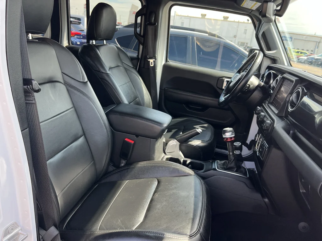 Used 2021 Bright White Clearcoat Jeep Unlimited Sahara Altitude image 20