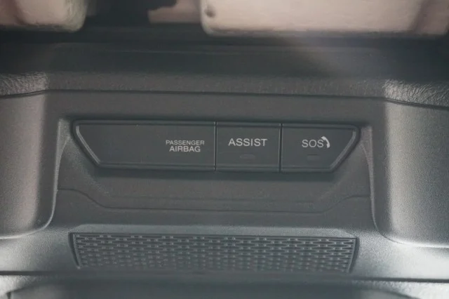 Used 2025 WHITE Jeep Mojave image 33
