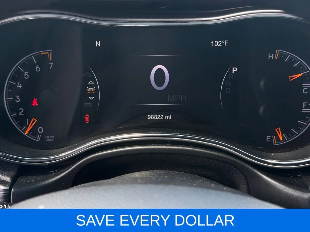 Used 2019 White Jeep Altitude image 11