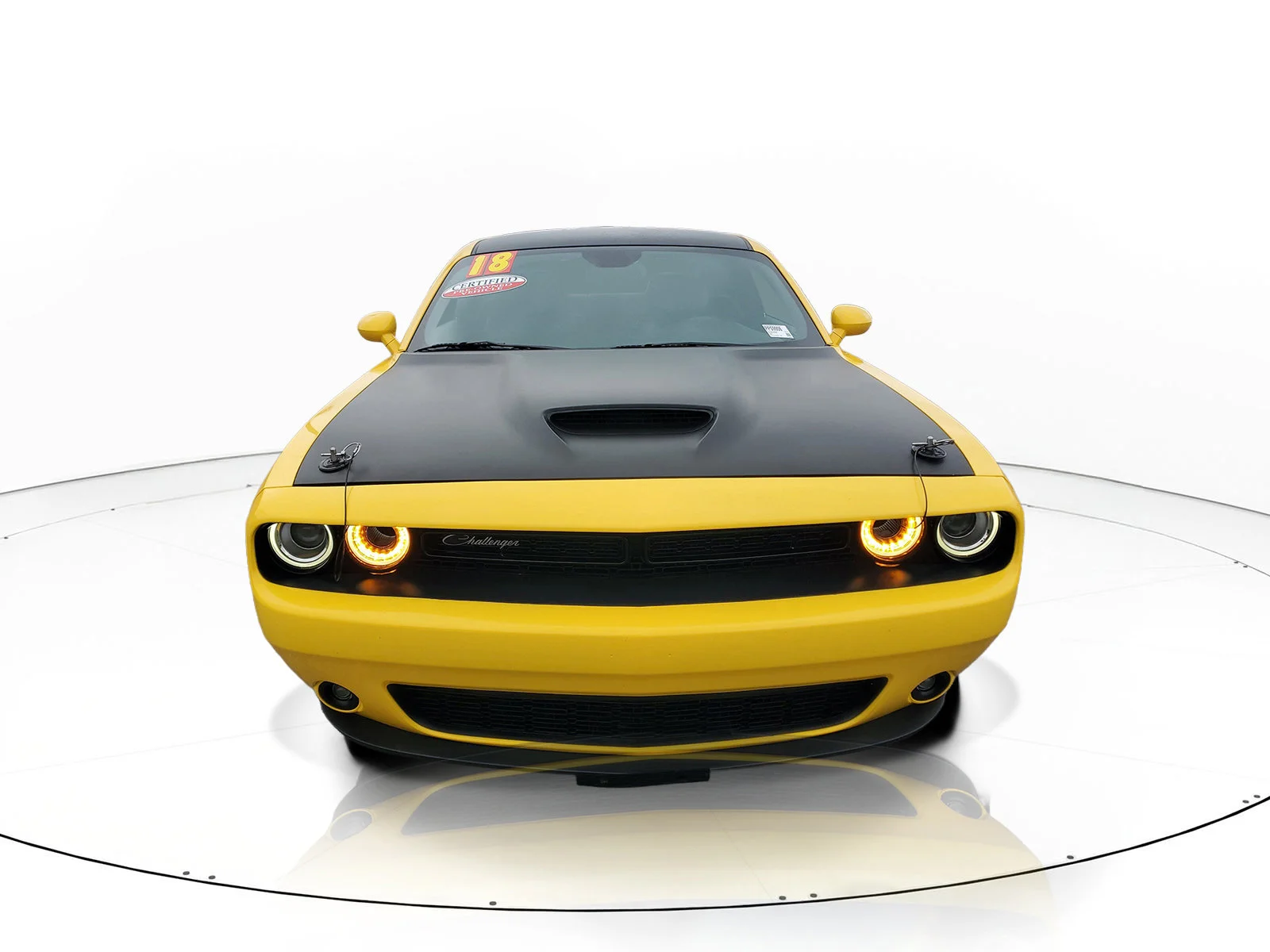 Used 2018 Yellow Dodge R/T image 9