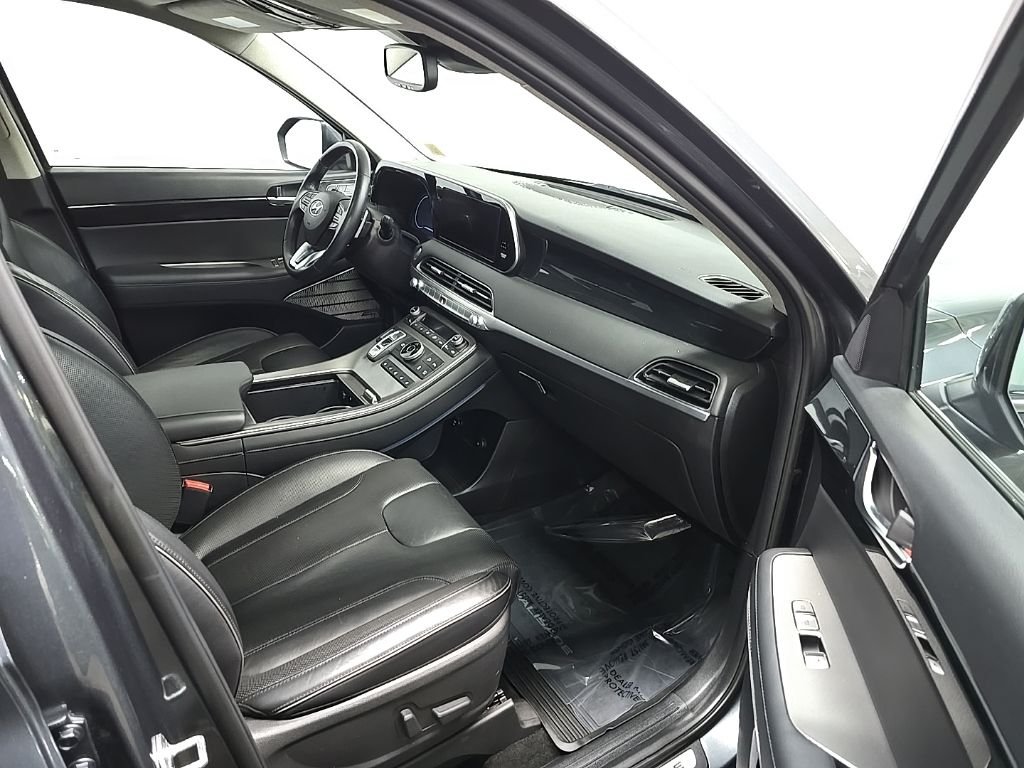 Used 2022 Gray Hyundai Limited image 16