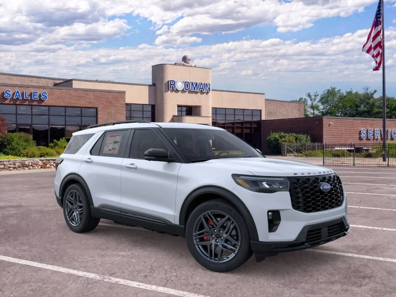 New 2026 Space White Metallic Ford ST image 39
