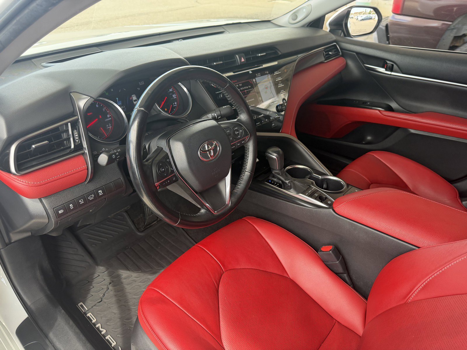 Used 2019 Wind Chill Pearl Toyota XSE V6 image 20