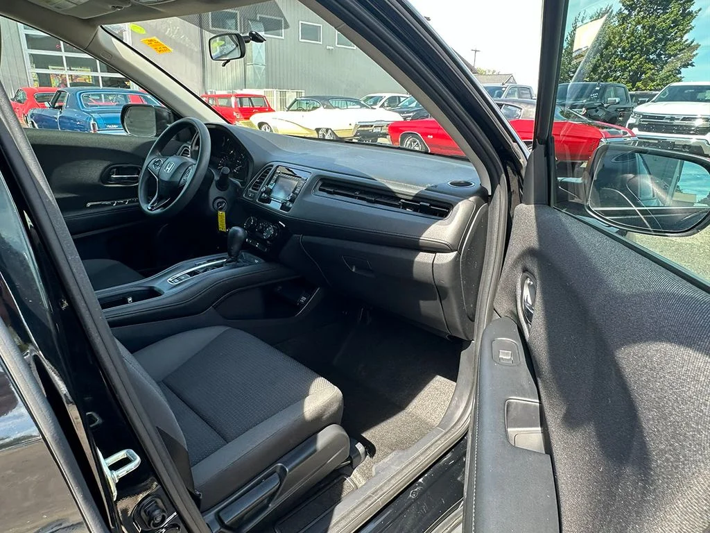 Used 2020  Honda LX image 24