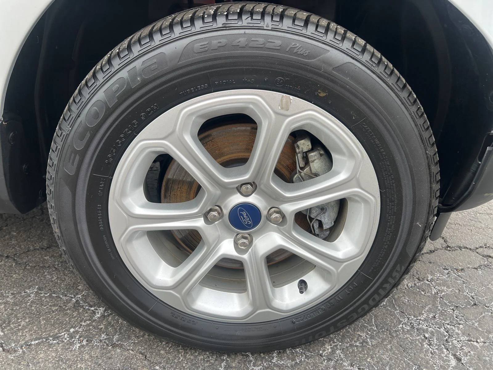 Used 2022 Silver Metallic Ford SE image 37