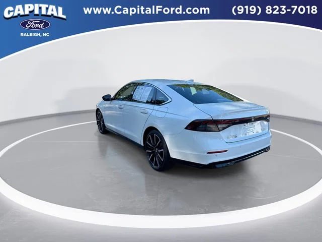 Used 2023 White Honda Touring image 6