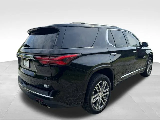 Used 2022 Black Chevrolet High Country image 10