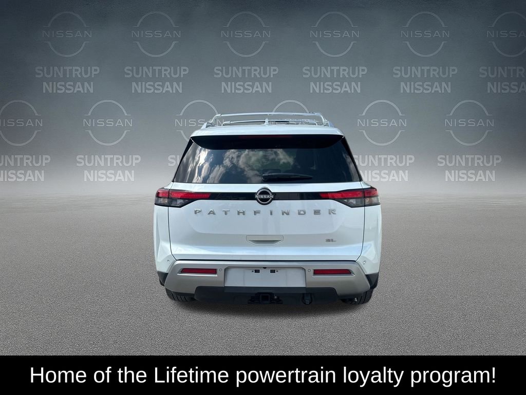 Used 2025 White Nissan SL image 5