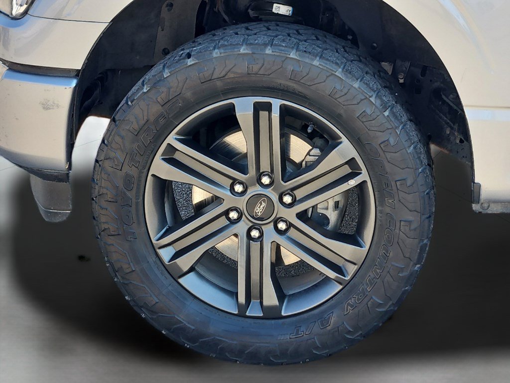 Used 2022 Silver Metallic Ford XLT image 9