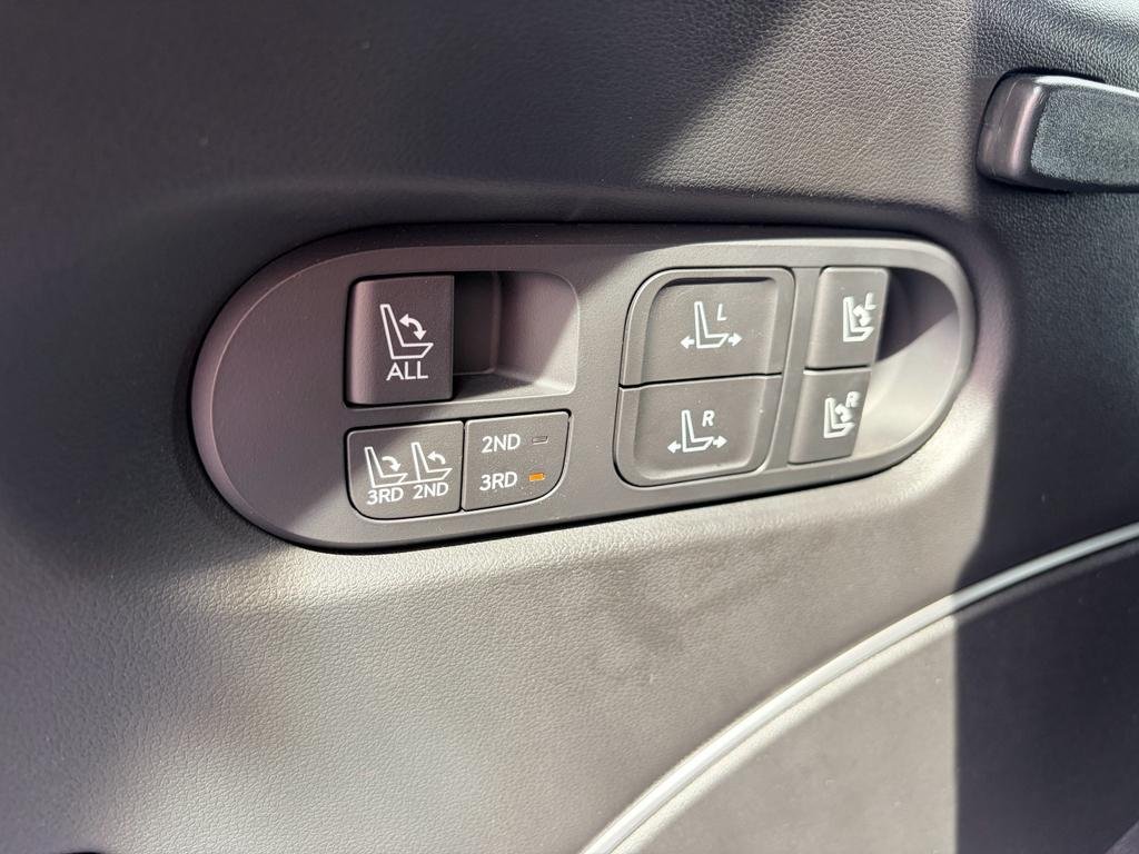 New 2026 Earthy Brass Matte Hyundai Calligraphy FWD image 34