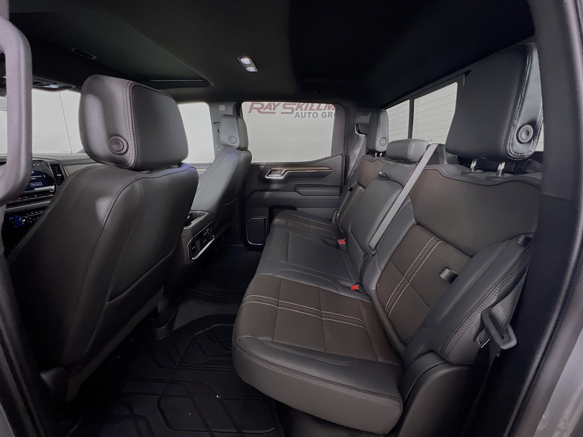 Used 2025 Sterling Gray Metallic Chevrolet HIGH COUNTRY image 12