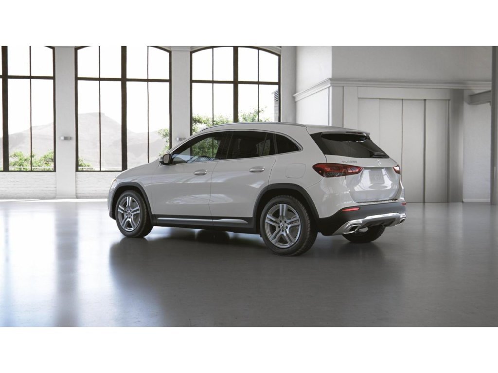 Certified Used 2023 Polar White Mercedes-Benz GLA 250 4MATIC® image 31