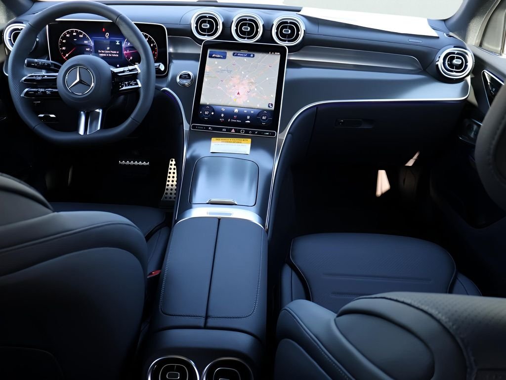 Used 2026 MANUFAKTUR Moonlight White Metallic Mercedes-Benz GLC 300 image 15