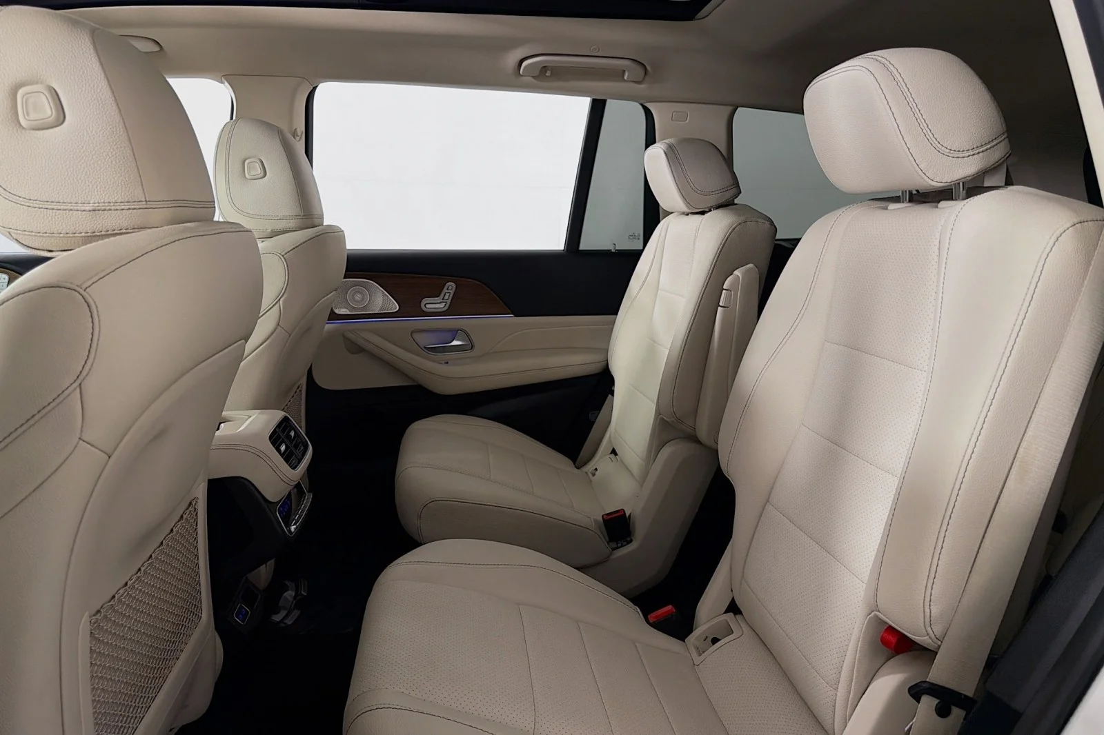 Certified Used 2024 Polar White Mercedes-Benz GLS 450 image 8