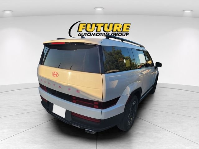 Used 2025 White Hyundai SEL image 3