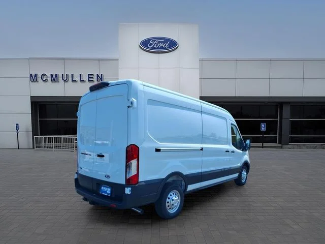 New 2026 Oxford White Ford Cargo Van image 5