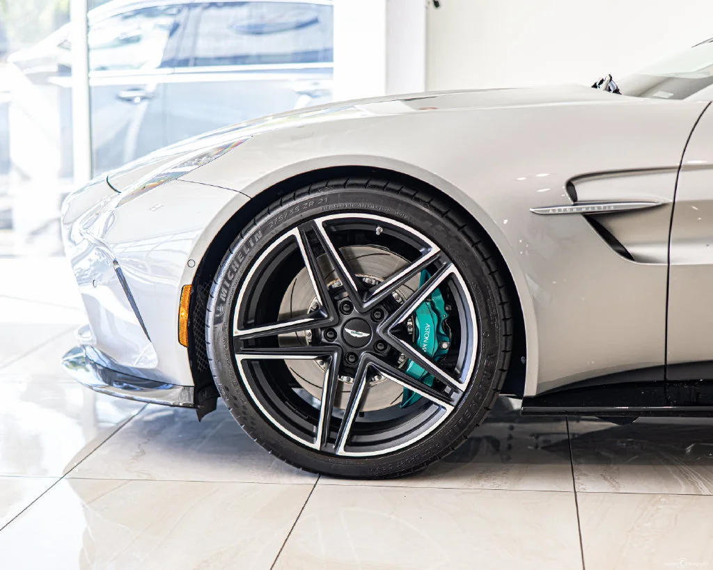 Used 2025 Silver Aston Martin Base image 8