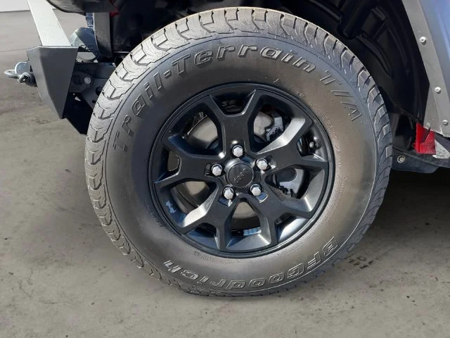 Used 2021 Red Jeep Unlimited Willys image 10