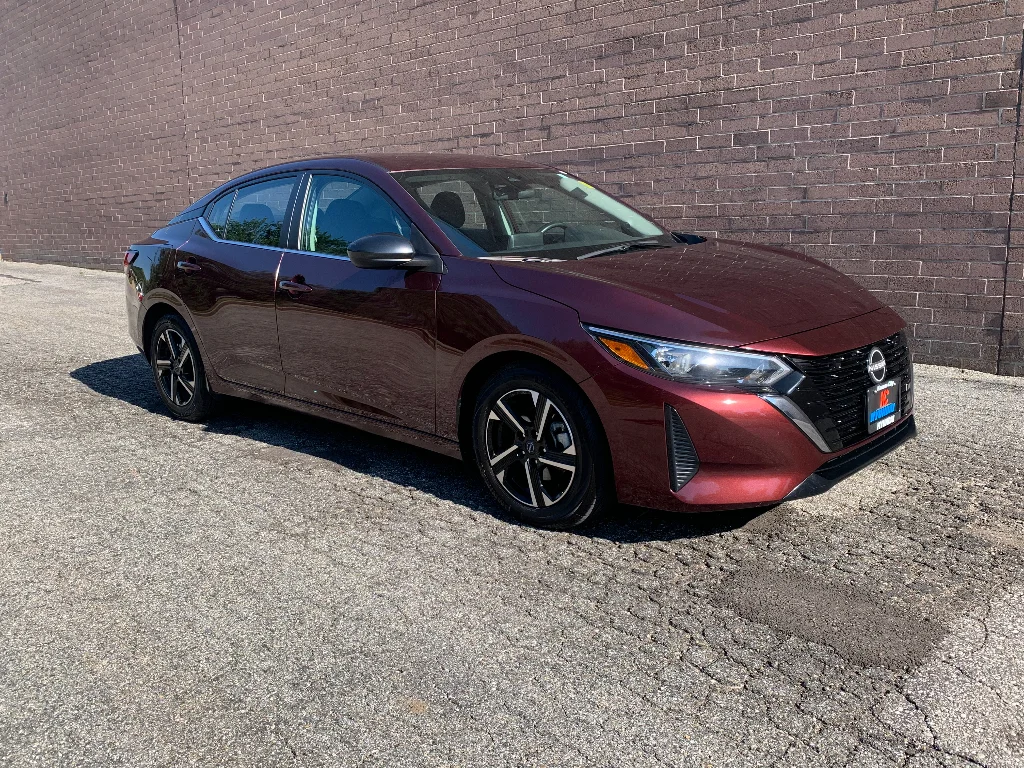Used 2024 Rosewood Metallic Nissan SV image 7