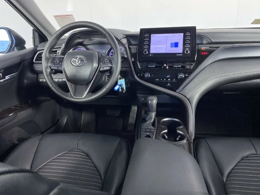 Used 2024 Predawn Gray Mica Toyota SE image 14