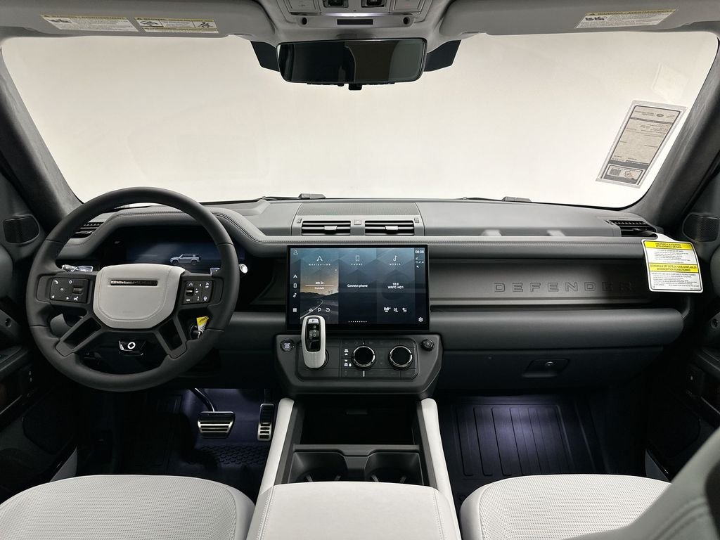 New 2026 Charente Grey Prem Met Land Rover OCTA image 8