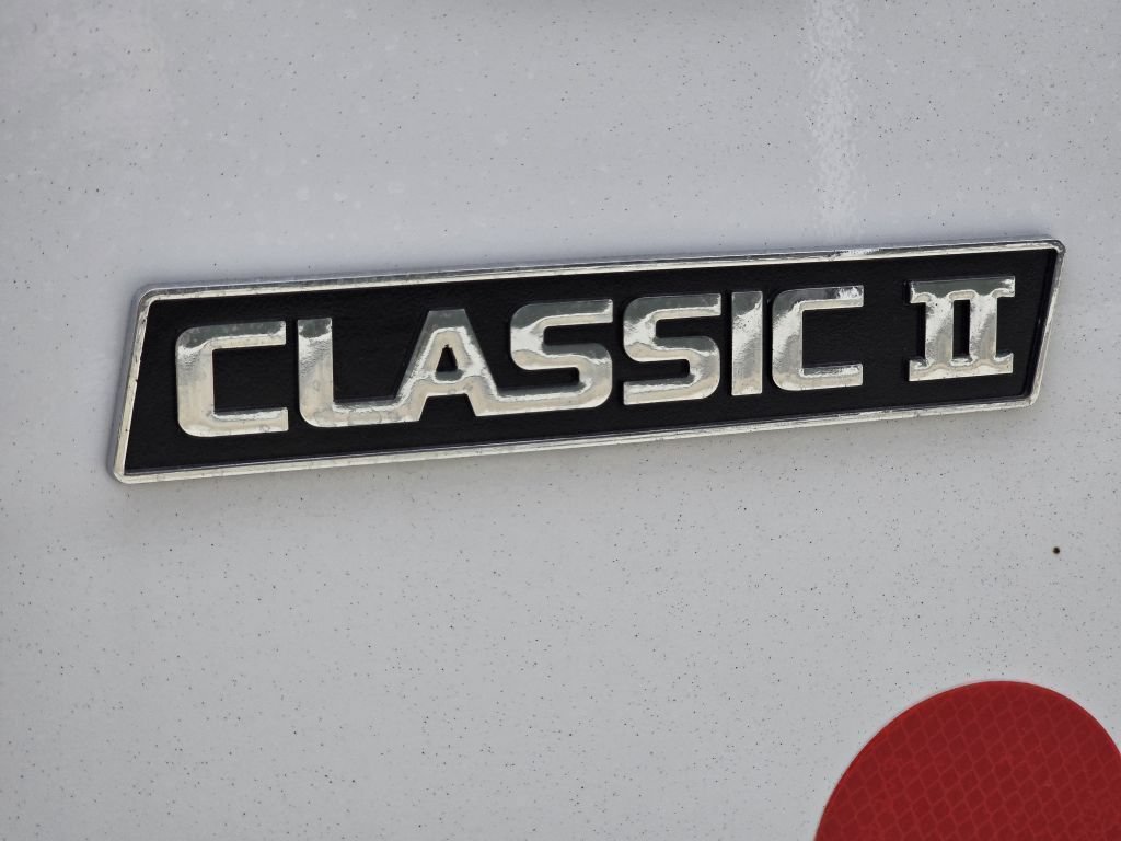 New 2025 Oxford White Ford XL image 23