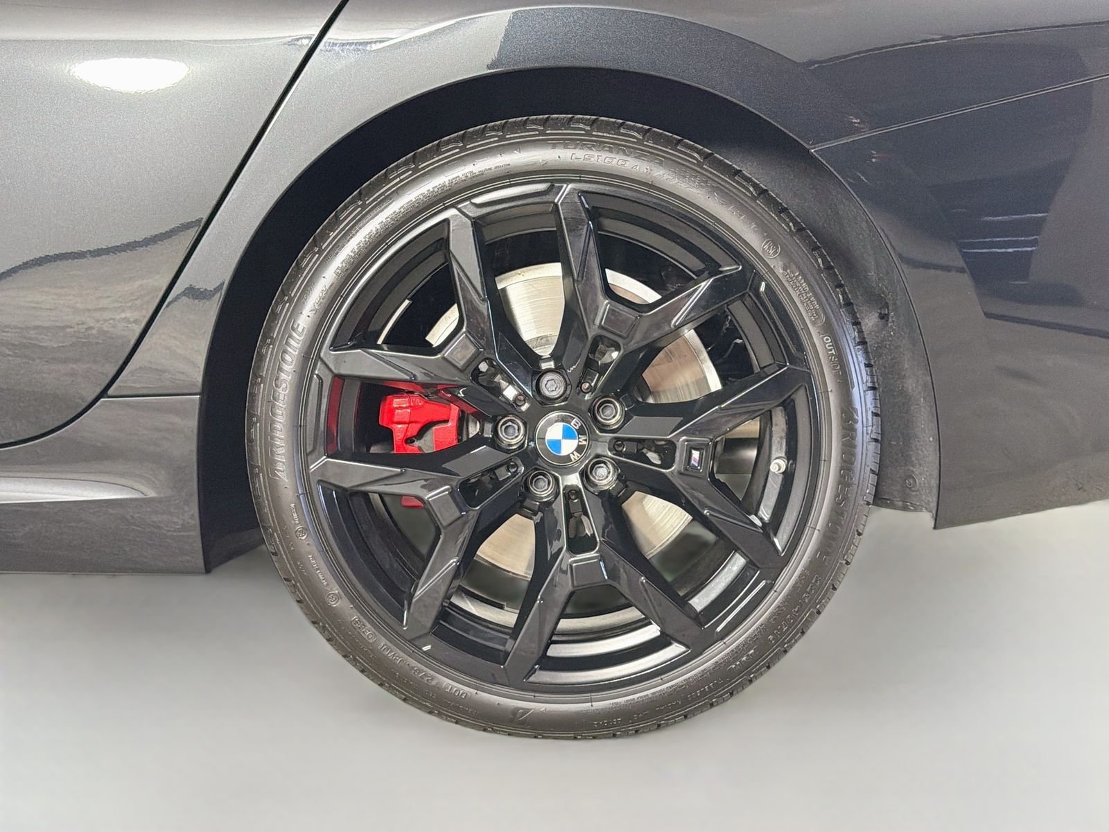 Used 2026 Black Sapphire Metallic BMW M340i image 33