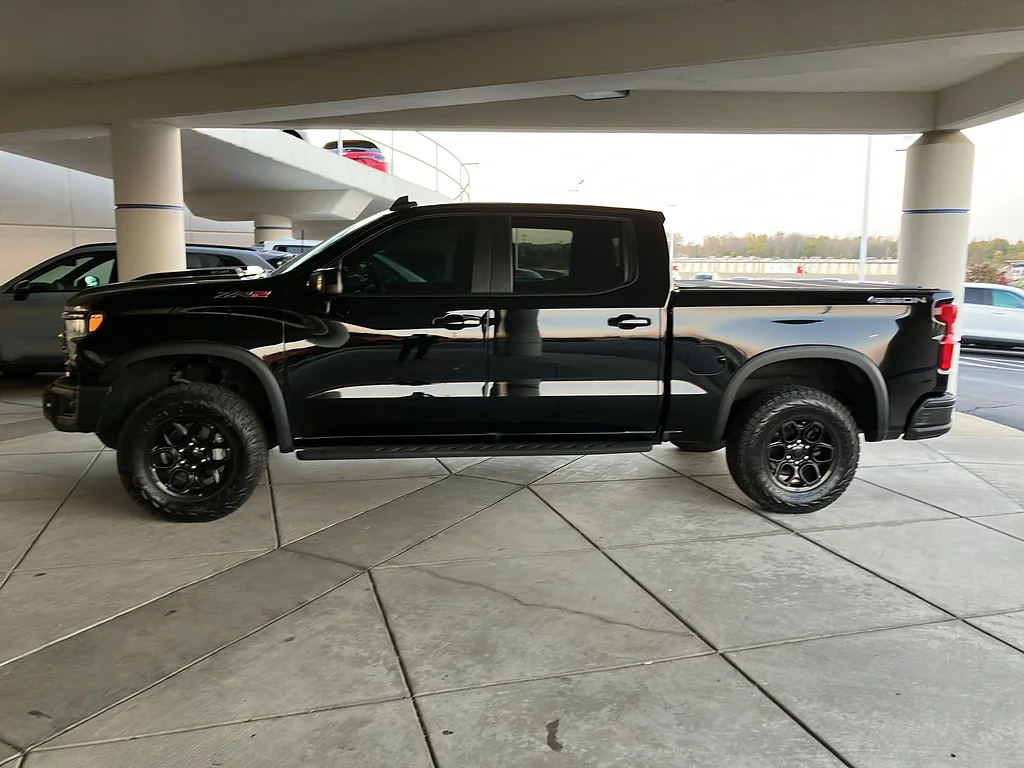 2024 Chevrolet Silverado 1500 ZR2, photo 12 of 12